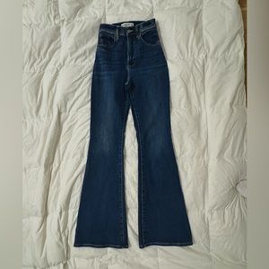 Abercrombie The Flare Ultra High Rise curve love jeans